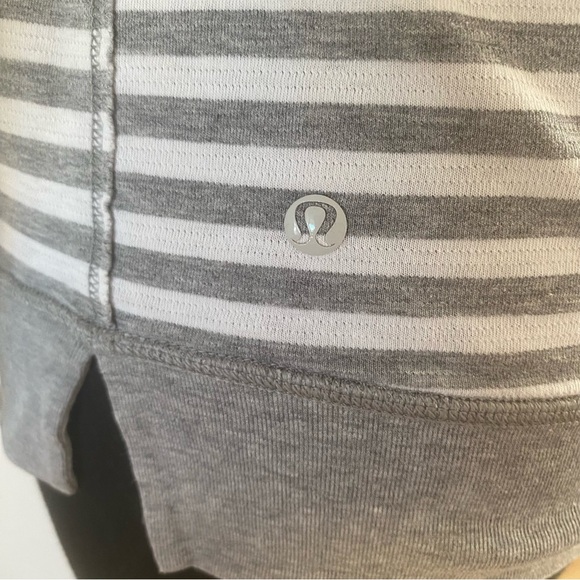 Lululemon Reversible Long Sleeve Top - Picture 10 of 12